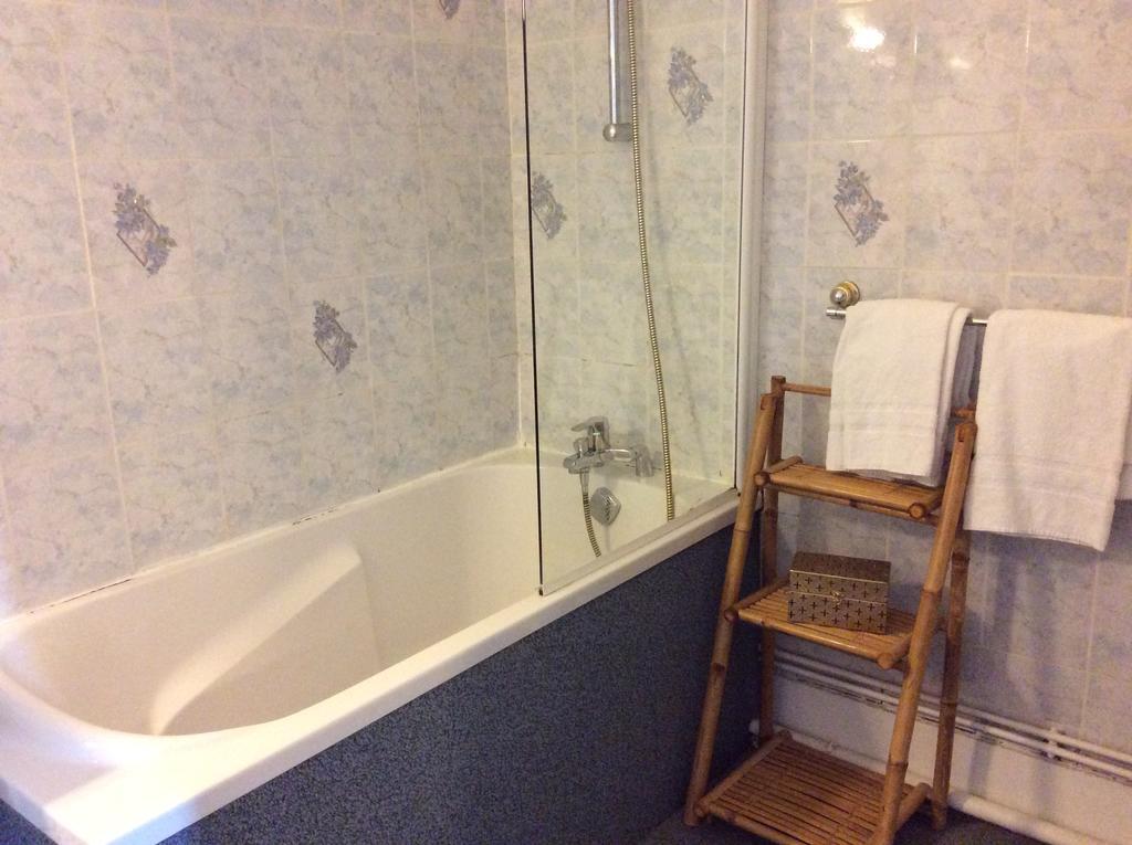 Hotel De La Paix Лимож Екстериор снимка