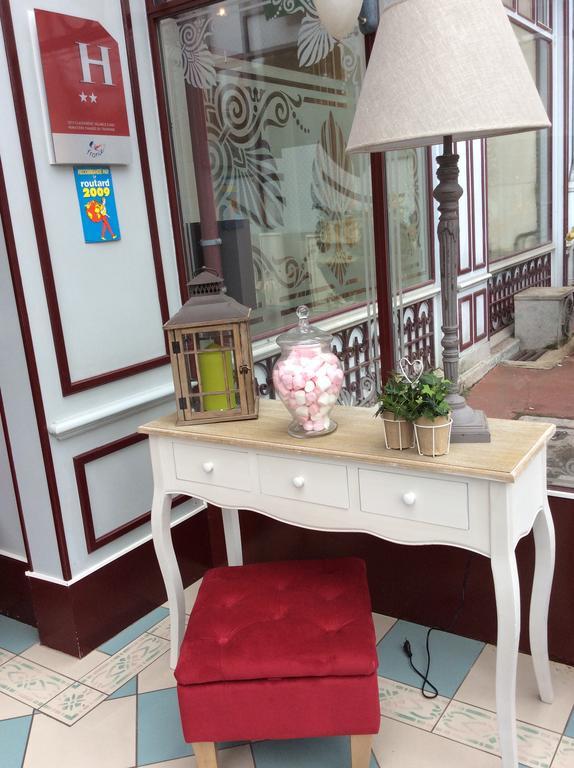 Hotel De La Paix Лимож Екстериор снимка